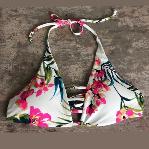 Billabong Other - NWT Billabong Island Hop Bikini Top